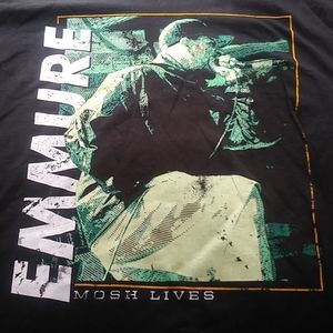 EMMURE MOSH LIVES TSHIRT SIZE XL